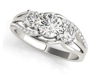 custom engagment ring from Diamonds on Main